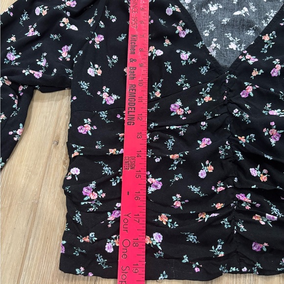 Wild Fable Black Floral Wrap Blouse - Picture 8 of 8